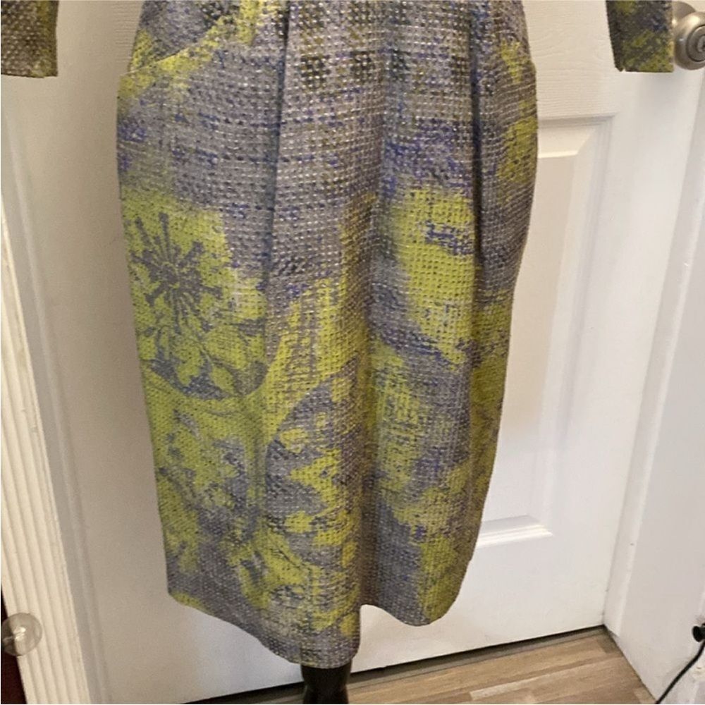 Hilton Hollis Elegant Gray and Yellow Floral Dress, US4 - Picture 4 of 10